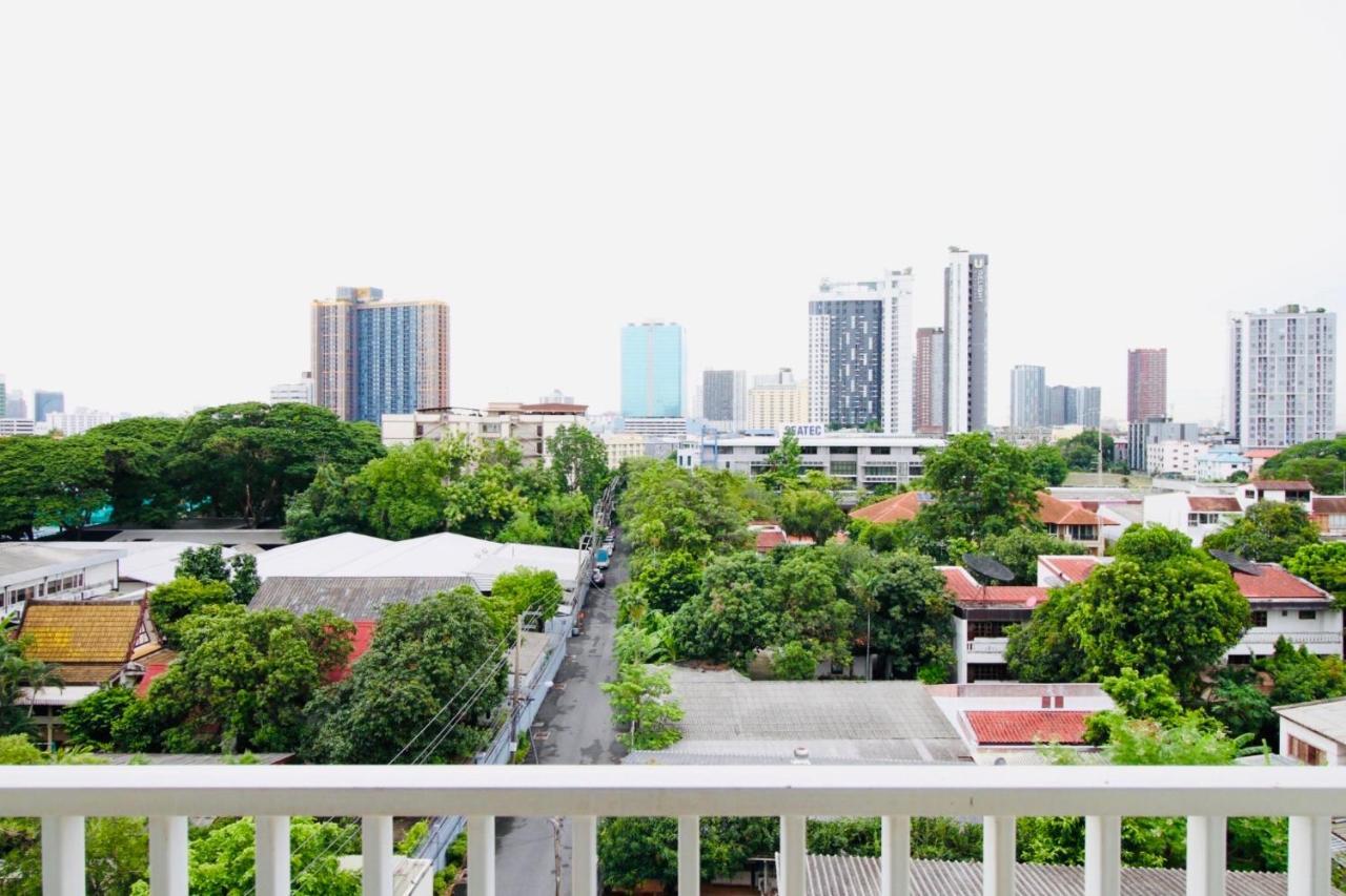 דירות בנגקוק Town Sukhumvit 71 מראה חיצוני תמונה