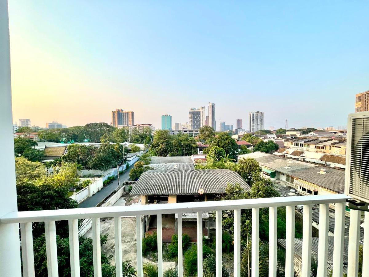 דירות בנגקוק Town Sukhumvit 71 מראה חיצוני תמונה